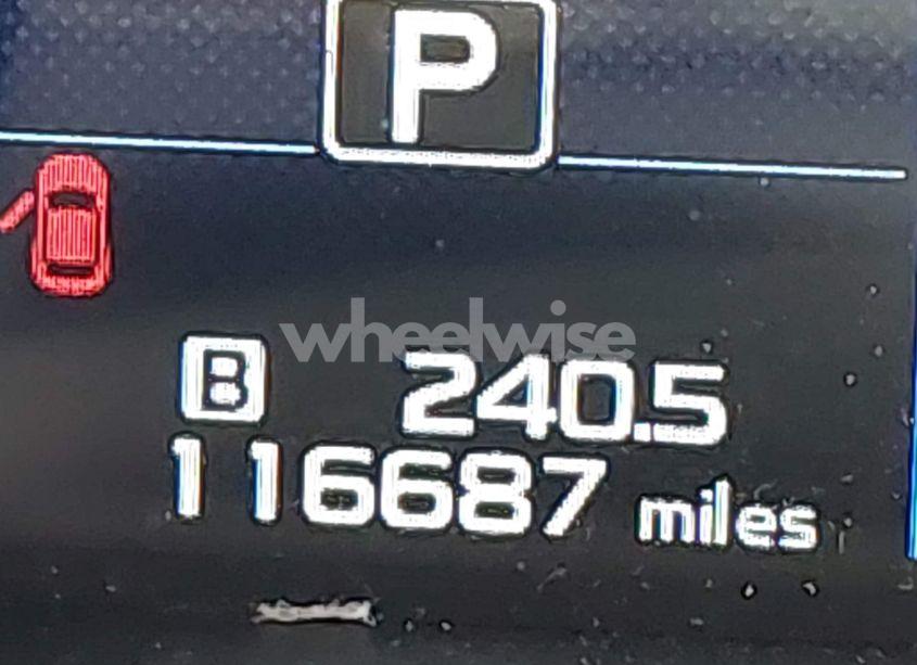 Photo 16 of 2015 Subaru Legacy 3.6R LIMITED (VIN 4S3BNEN61F3034072)