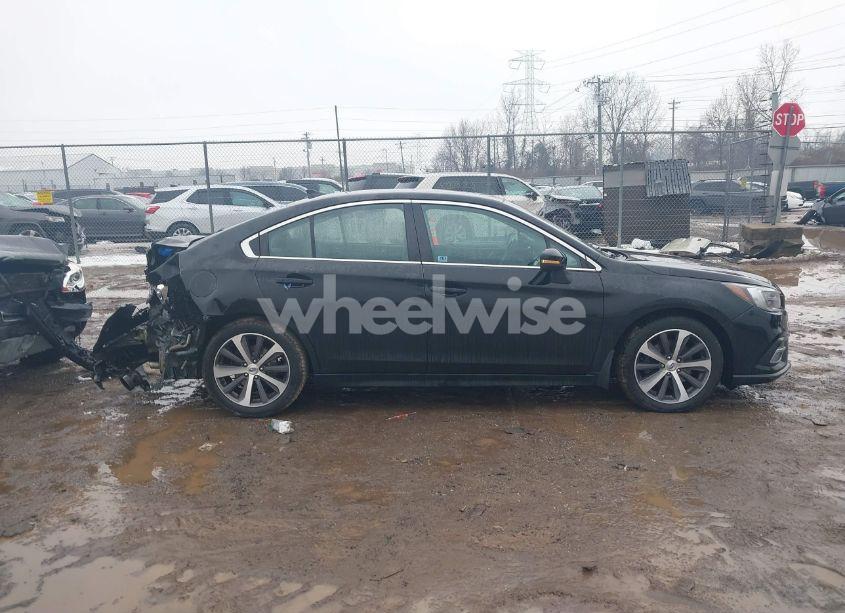 Photo 14 of 2019 Subaru Legacy 3.6R LIMITED (VIN 4S3BNEN61K3008999)