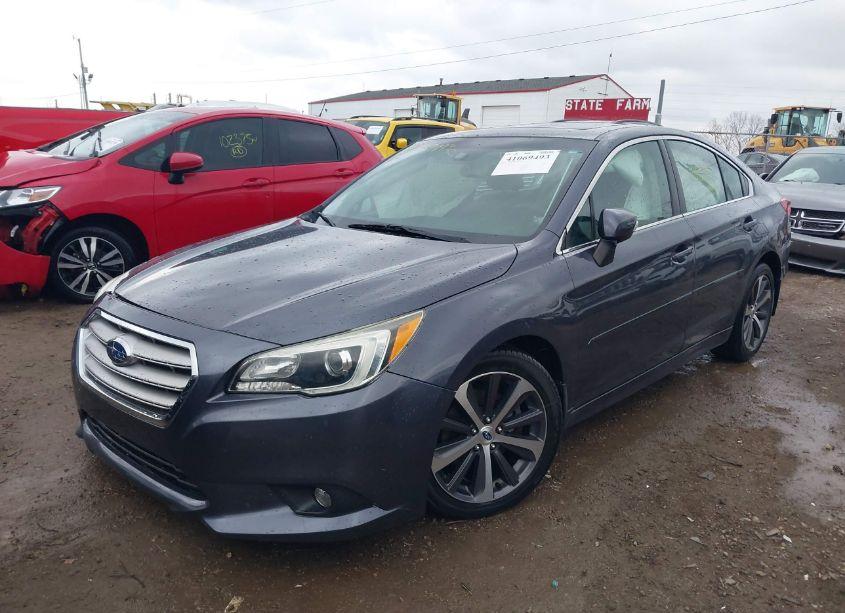 Photo 2 of 2015 Subaru Legacy 3.6R LIMITED (VIN 4S3BNEN6XF3046401)