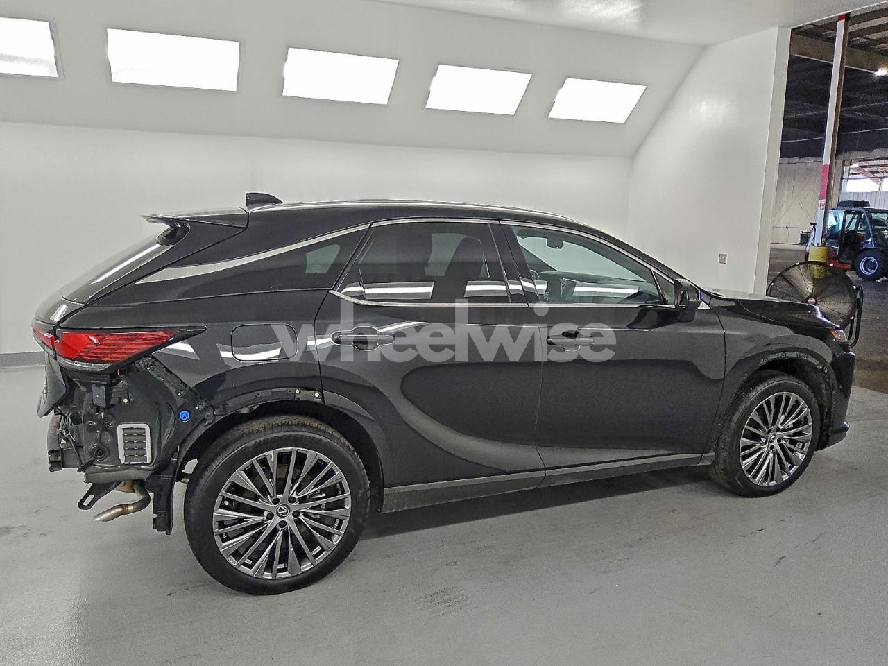 Photo 3 of 2024 LEXUS RX 450H+ LUXURY (VIN 4S3BWAB64N3021826)