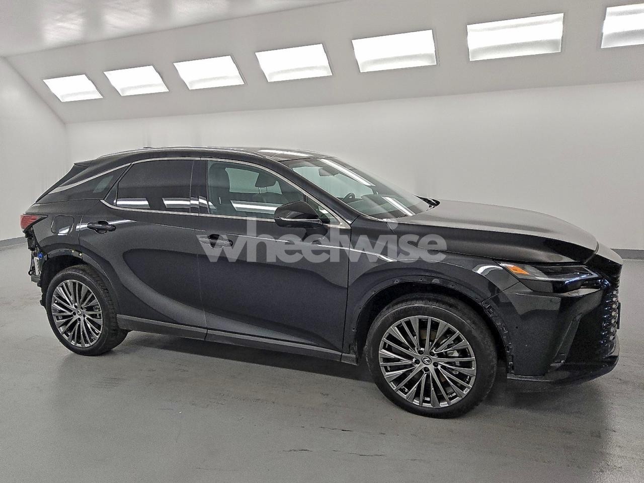 Photo 4 of 2024 LEXUS RX 450H+ LUXURY (VIN 4S3BWAB64N3021826)