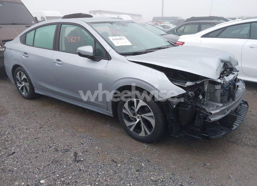 2024 Subaru Legacy PREMIUM (VIN 4S3BWAC65R3018745) main photo