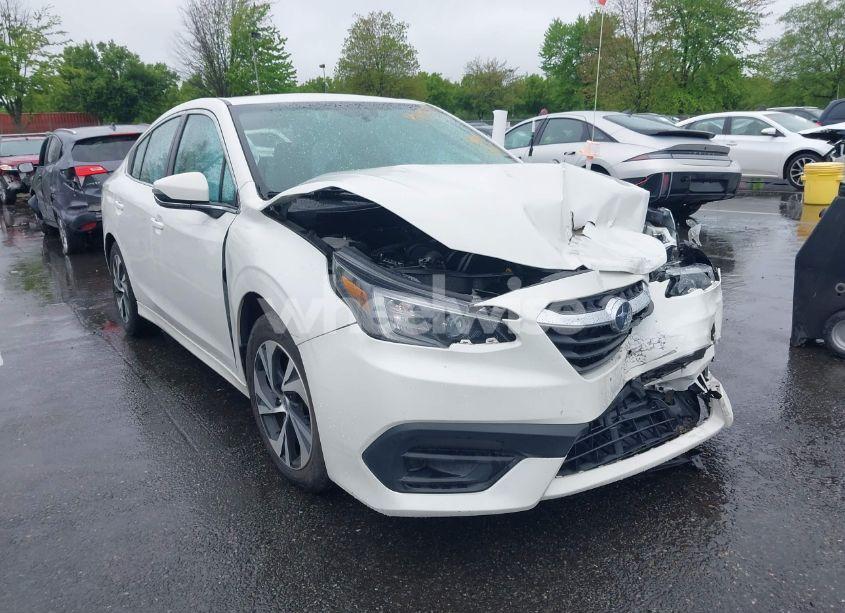 2022 Subaru Legacy PREMIUM (VIN 4S3BWAC68N3026431) main photo