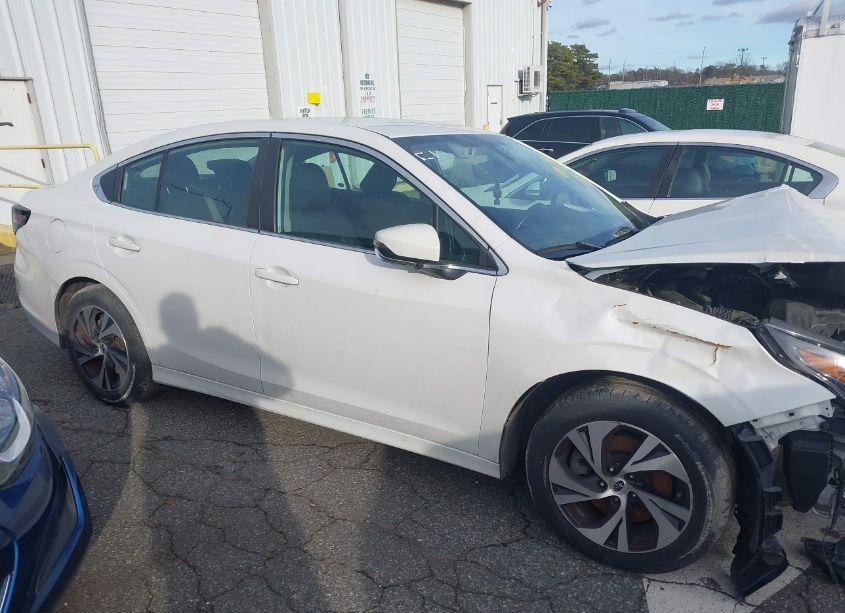 Photo 13 of 2022 Subaru Legacy PREMIUM (VIN 4S3BWAD61N3014961)