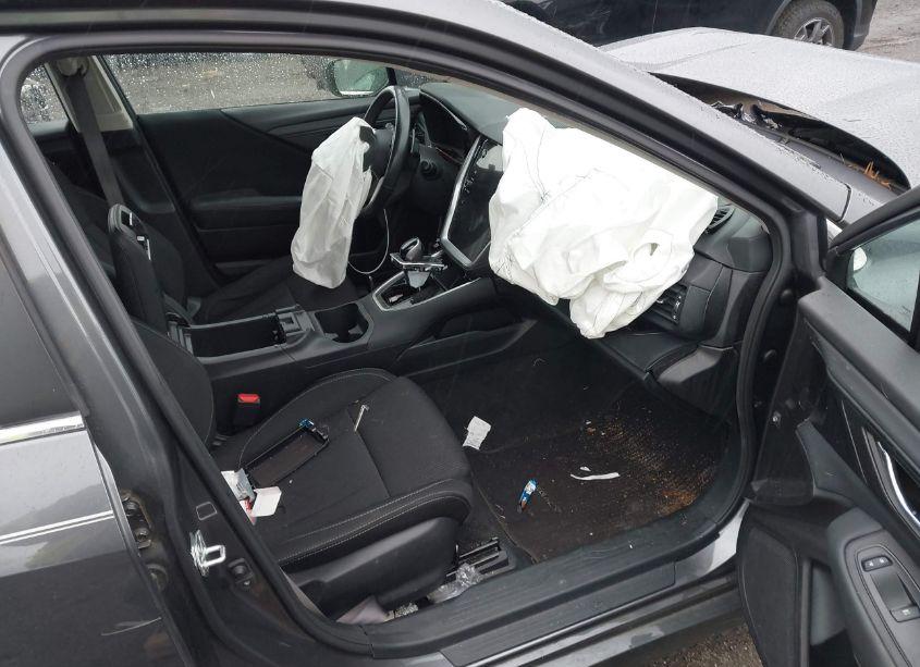 Photo 5 of 2022 Subaru Legacy PREMIUM (VIN 4S3BWAD68N3015069)