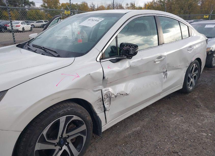 Photo 6 of 2020 Subaru Legacy LIMITED (VIN 4S3BWAL64L3027945)