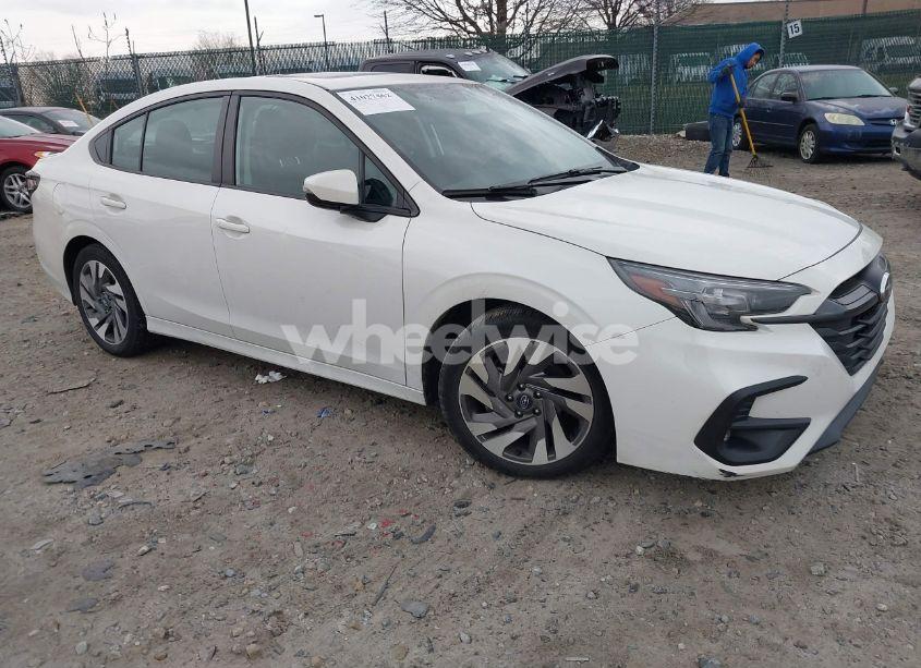 2024 Subaru Legacy LIMITED (VIN 4S3BWAN60R3003678) main photo