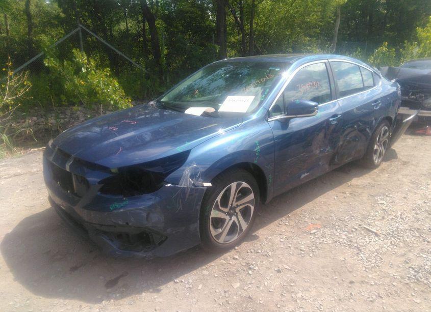 Photo 2 of 2022 Subaru Legacy LIMITED (VIN 4S3BWAN61N3015915)