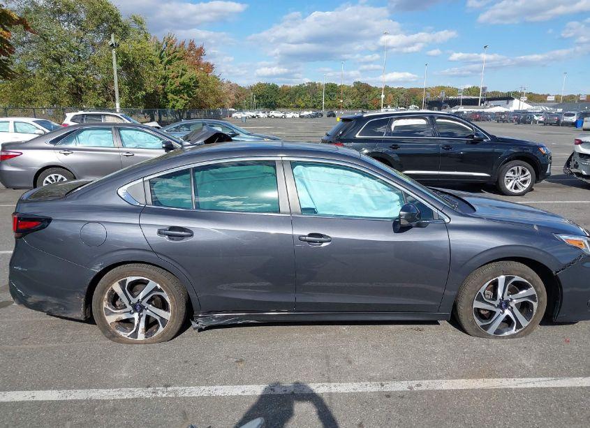 Photo 13 of 2022 Subaru Legacy LIMITED (VIN 4S3BWAN62N3011212)