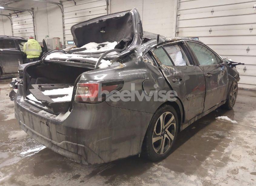 Photo 4 of 2022 Subaru Legacy LIMITED (VIN 4S3BWAN65N3022852)