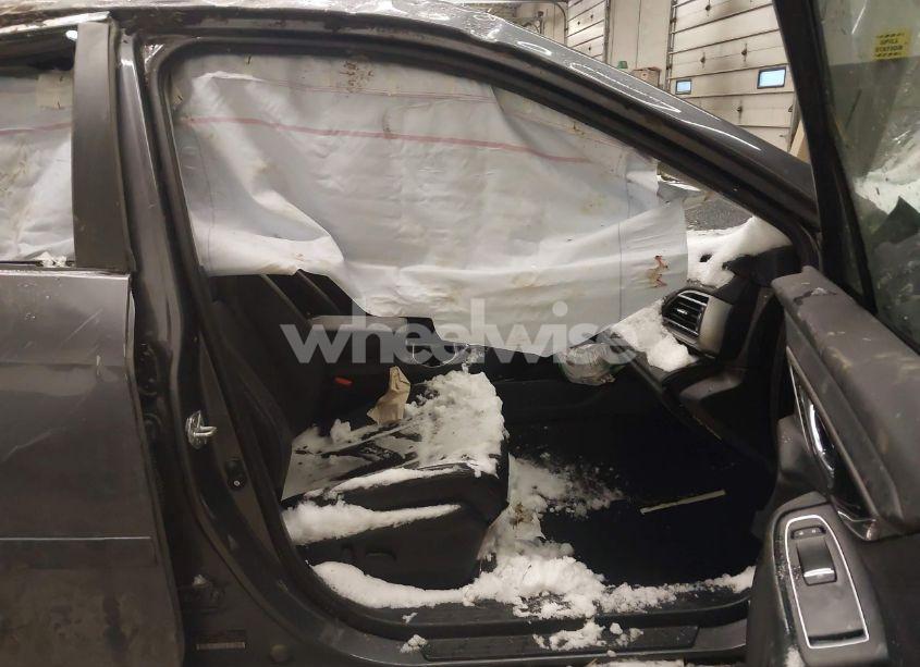 Photo 5 of 2022 Subaru Legacy LIMITED (VIN 4S3BWAN65N3022852)