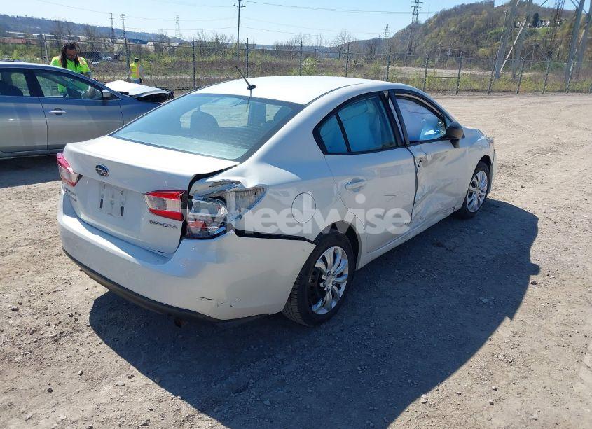 Photo 4 of 2018 Subaru Impreza 2.0I (VIN 4S3GKAA6XJ3613244)