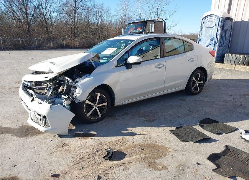Photo 2 of 2020 Subaru Impreza PREMIUM (VIN 4S3GKAD64L3611570)