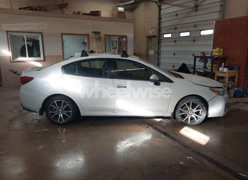 Photo 13 of 2017 Subaru Impreza 2.0I LIMITED (VIN 4S3GKAT60H3614118)