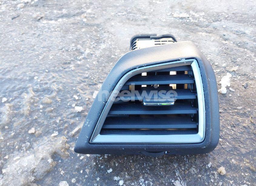 Photo 12 of 2019 Subaru Impreza 2.0I LIMITED (VIN 4S3GKAU68K3626085)