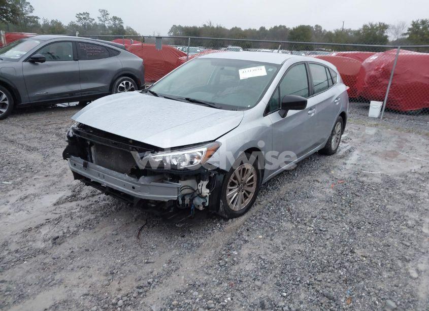 Photo 2 of 2018 Subaru Impreza 2.0I (VIN 4S3GTAA6XJ3740525)