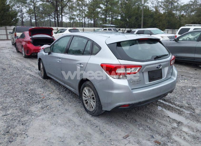 Photo 3 of 2018 Subaru Impreza 2.0I (VIN 4S3GTAA6XJ3740525)