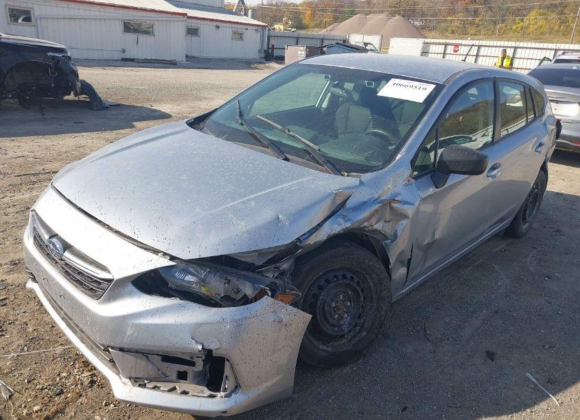 Photo 2 of 2020 Subaru Impreza 5-DOOR (VIN 4S3GTAB61L3709424)