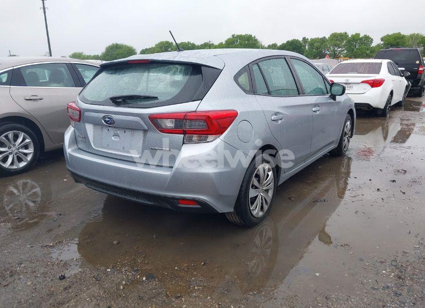Photo 4 of 2021 Subaru Impreza 5-DOOR (VIN 4S3GTAB67M3711258)