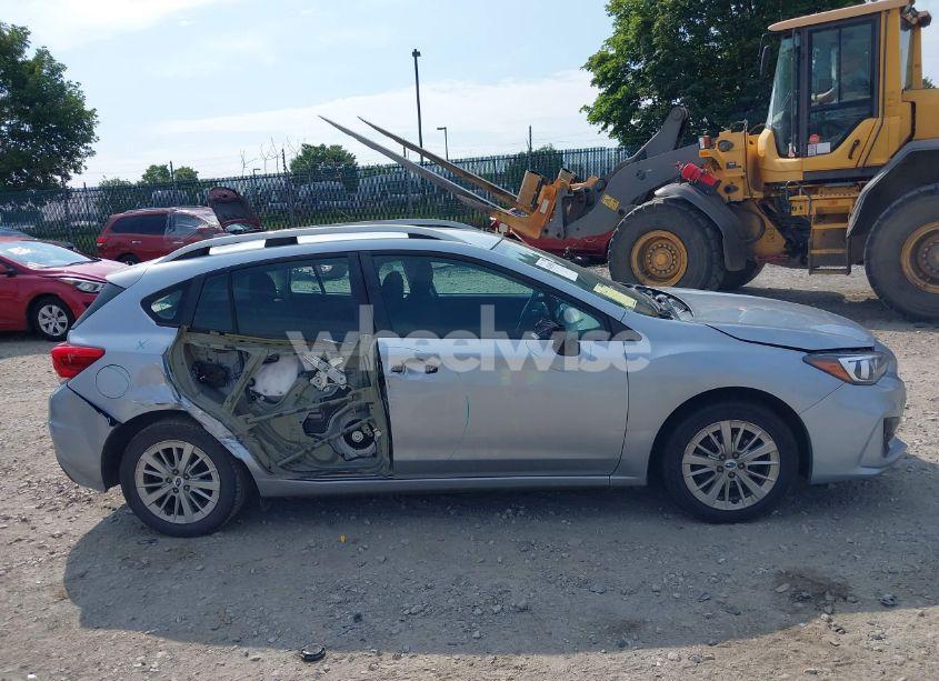 Photo 14 of 2017 Subaru Impreza PREMIUM (VIN 4S3GTAB6XH3741814)