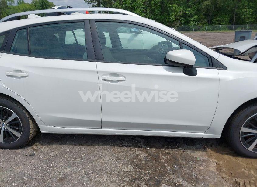 Photo 14 of 2019 Subaru Impreza 2.0I PREMIUM (VIN 4S3GTAC6XK3720385)