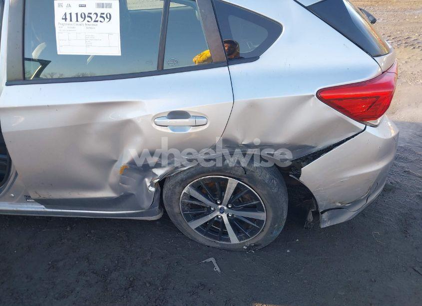 Photo 6 of 2019 Subaru Impreza 2.0I PREMIUM (VIN 4S3GTAC6XK3761129)