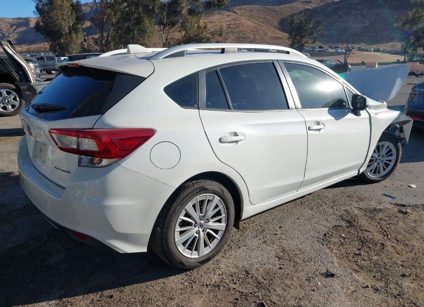 Photo 4 of 2018 Subaru Impreza 2.0I PREMIUM (VIN 4S3GTAD64J3712988)