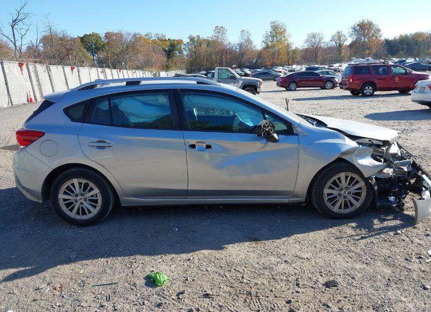 Photo 13 of 2018 Subaru Impreza 2.0I PREMIUM (VIN 4S3GTAD66J3710000)