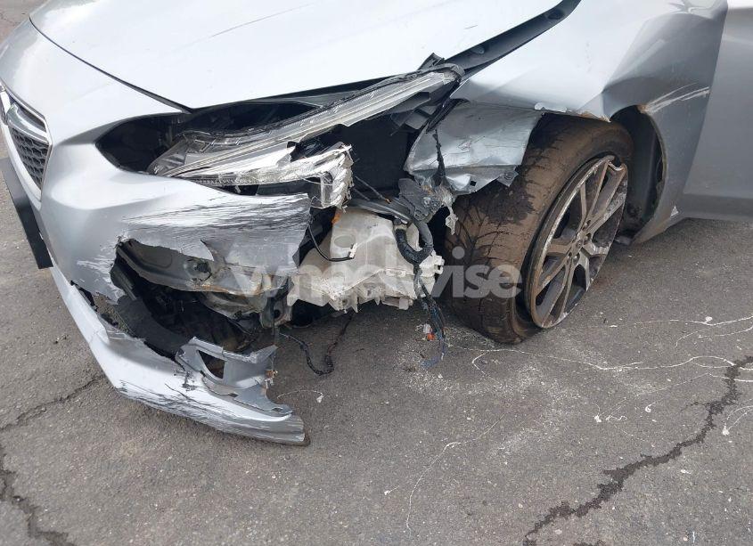 Photo 6 of 2018 Subaru Impreza 2.0I LIMITED (VIN 4S3GTAT65J3731857)