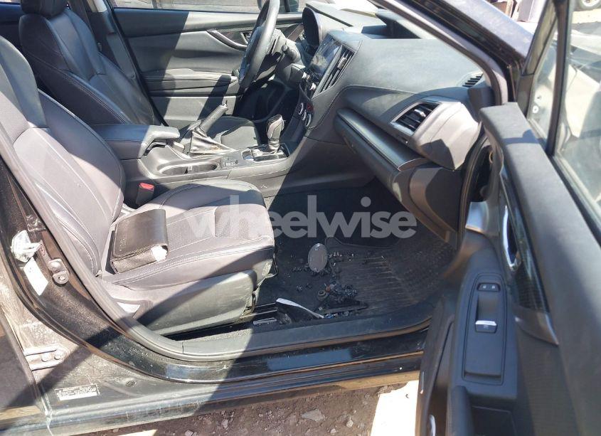 Photo 5 of 2017 Subaru Impreza 2.0I LIMITED (VIN 4S3GTAU61H3750477)