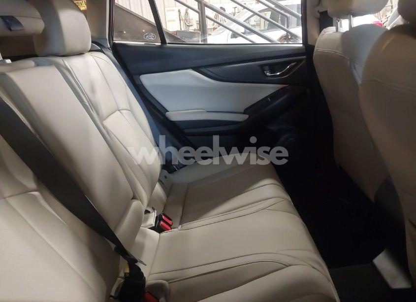 Photo 8 of 2017 Subaru Impreza 2.0I LIMITED (VIN 4S3GTAU62H3738810)