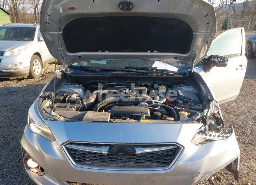 Photo 10 of 2018 Subaru Impreza 2.0I LIMITED (VIN 4S3GTAU62J3740790)