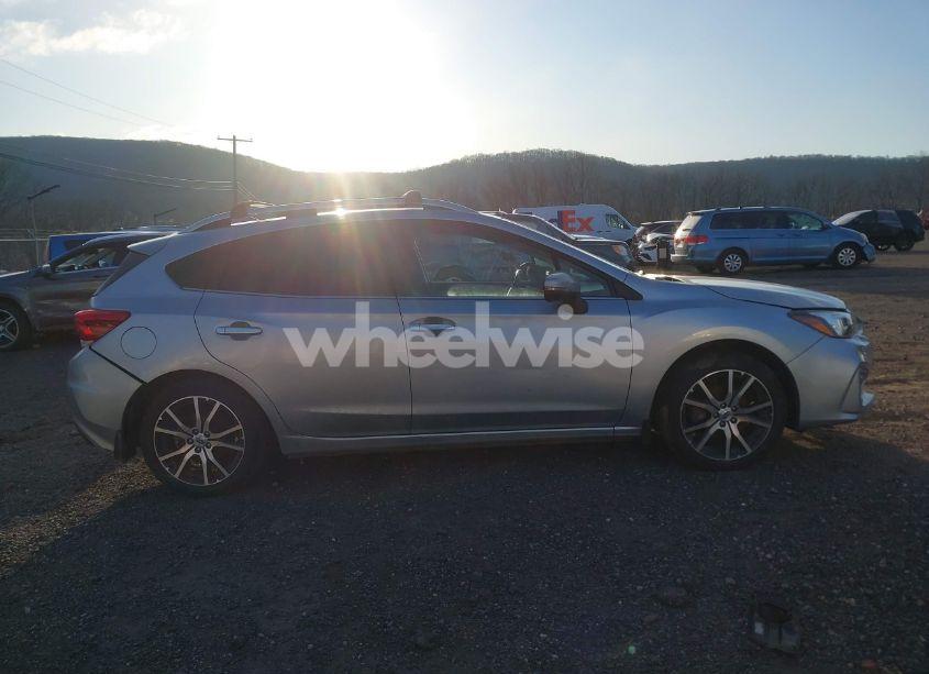 Photo 13 of 2018 Subaru Impreza 2.0I LIMITED (VIN 4S3GTAU62J3740790)