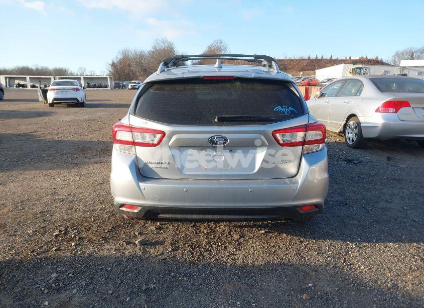 Photo 16 of 2018 Subaru Impreza 2.0I LIMITED (VIN 4S3GTAU62J3740790)