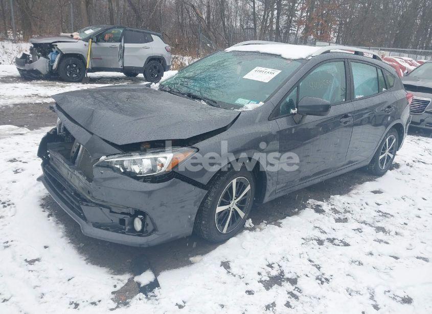 Photo 2 of 2021 Subaru Impreza PREMIUM 5-DOOR (VIN 4S3GTAV63M3716940)