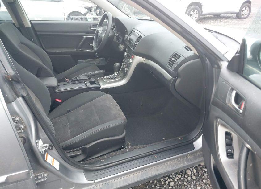 Photo 5 of 2008 Subaru Outback (VIN 4S4BP60C187331010)