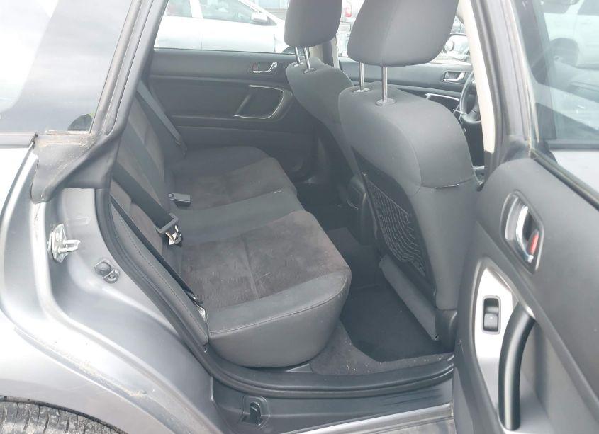 Photo 8 of 2008 Subaru Outback (VIN 4S4BP60C187331010)