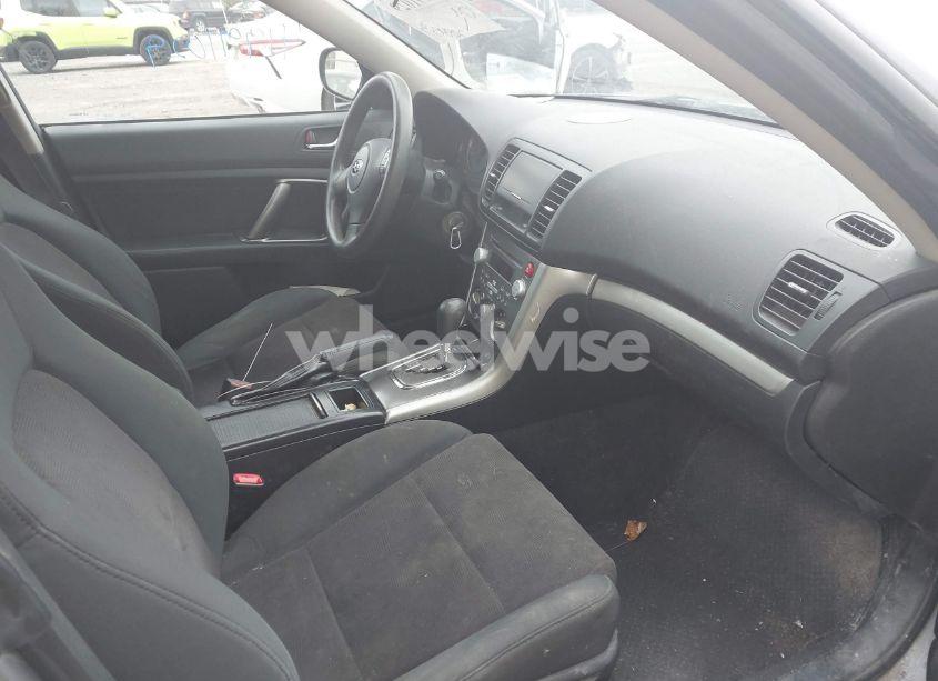 Photo 5 of 2009 Subaru Outback (VIN 4S4BP60C397319958)