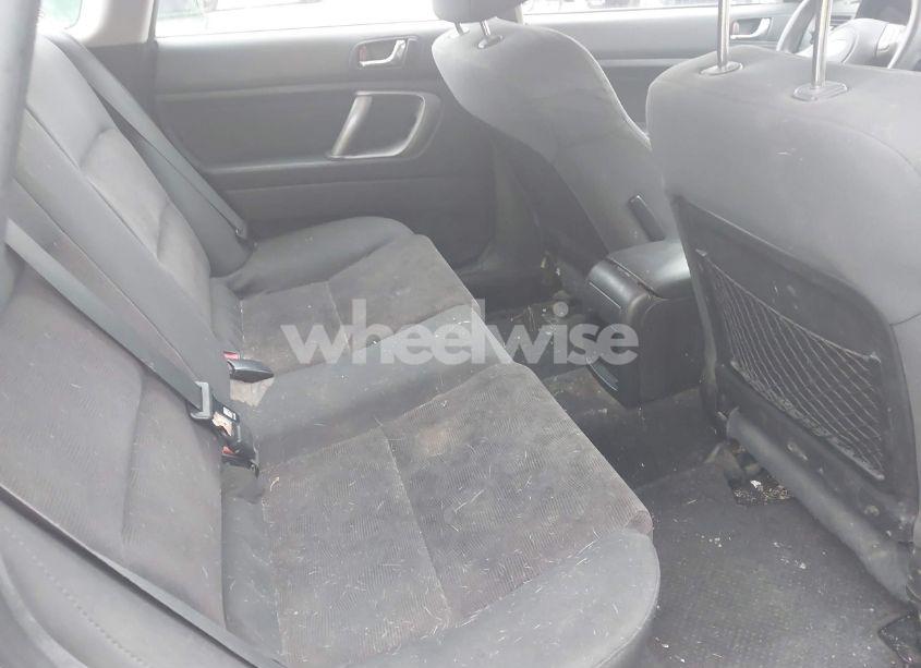 Photo 8 of 2009 Subaru Outback (VIN 4S4BP60C397319958)