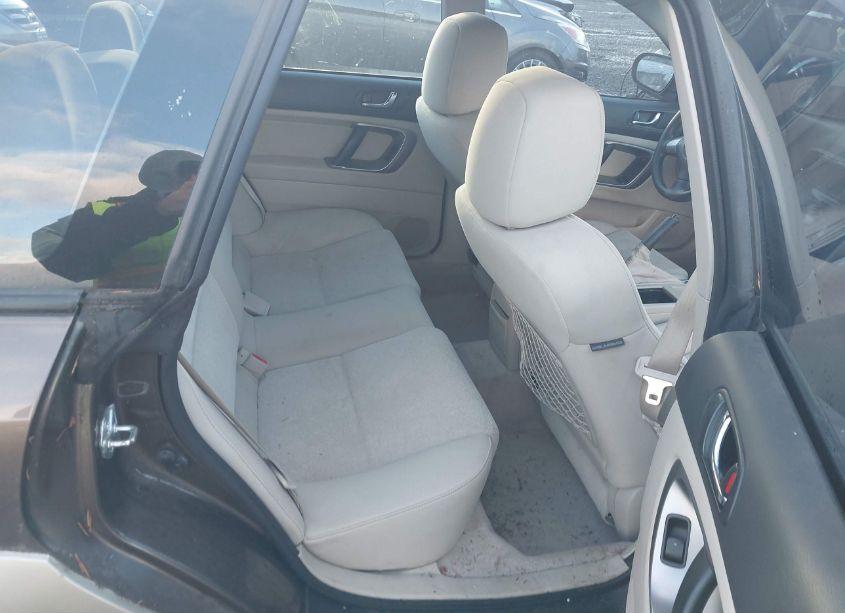 Photo 8 of 2008 Subaru Outback (VIN 4S4BP60C487301063)