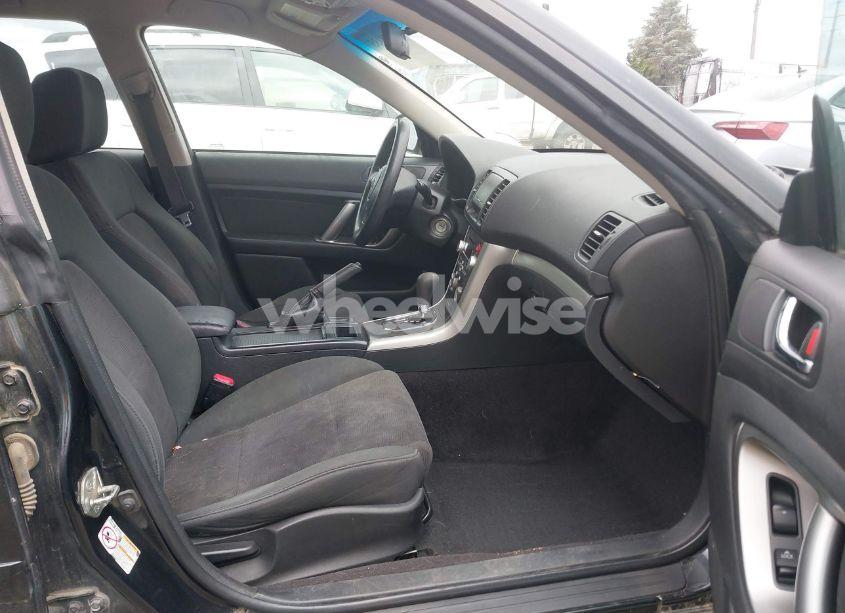 Photo 5 of 2009 Subaru Outback 2.5I (VIN 4S4BP60C897330065)