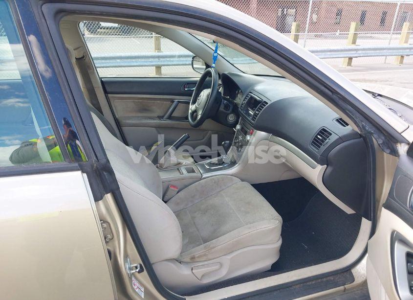 Photo 5 of 2009 Subaru Outback 2.5I (VIN 4S4BP60C897338716)