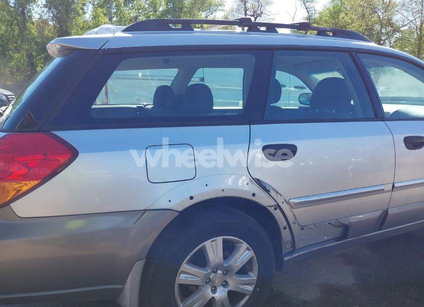 Photo 17 of 2005 Subaru Outback 2.5I (VIN 4S4BP61C057300180)