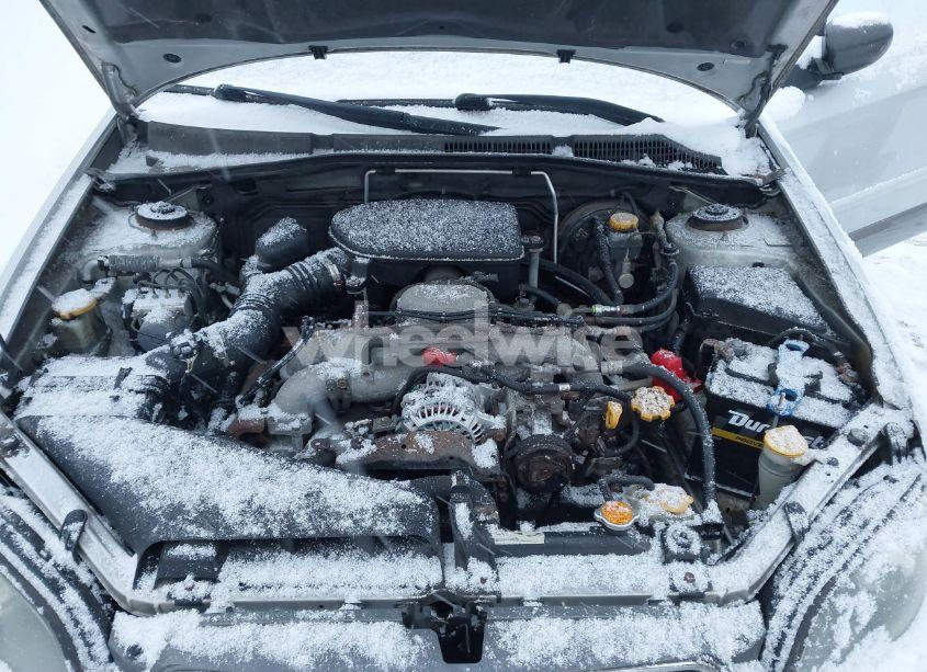 Photo 10 of 2005 Subaru Outback 2.5I (VIN 4S4BP61C057335303)