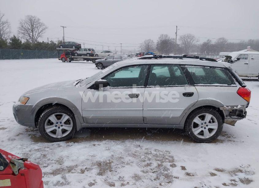 Photo 14 of 2005 Subaru Outback 2.5I (VIN 4S4BP61C057335303)