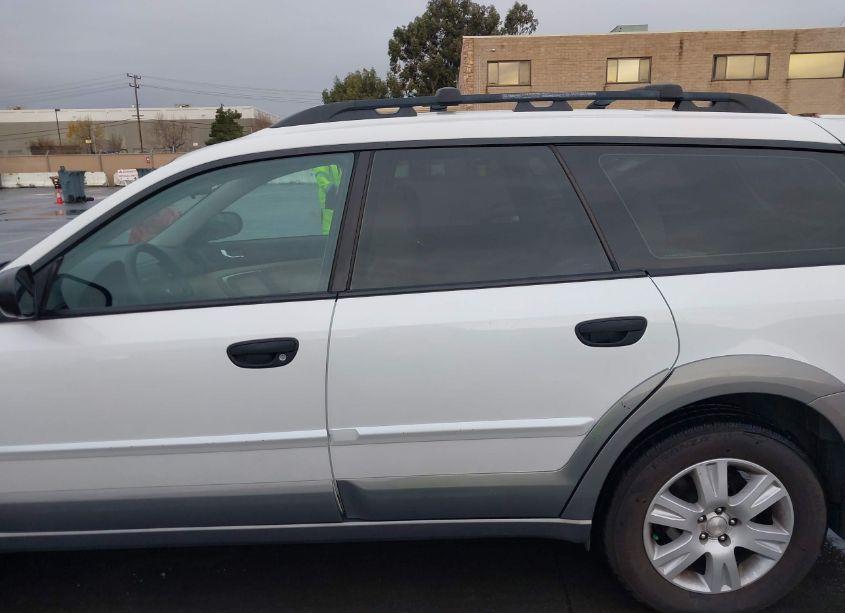 Photo 14 of 2005 Subaru Outback 2.5I (VIN 4S4BP61C157379925)