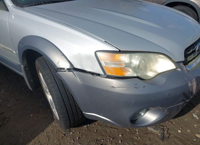Photo 6 of 2006 Subaru Outback 2.5I (VIN 4S4BP61C167335537)