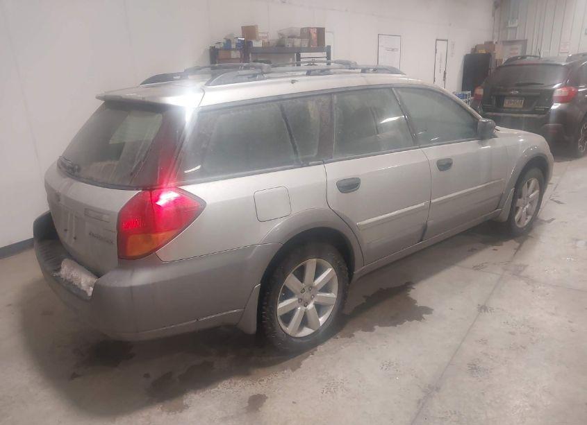 Photo 4 of 2007 Subaru Outback 2.5I (VIN 4S4BP61C177328766)