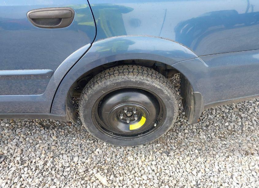 Photo 12 of 2007 Subaru Outback 2.5I (VIN 4S4BP61C177332901)