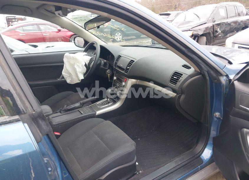 Photo 5 of 2009 Subaru Outback 2.5I (VIN 4S4BP61C197345909)